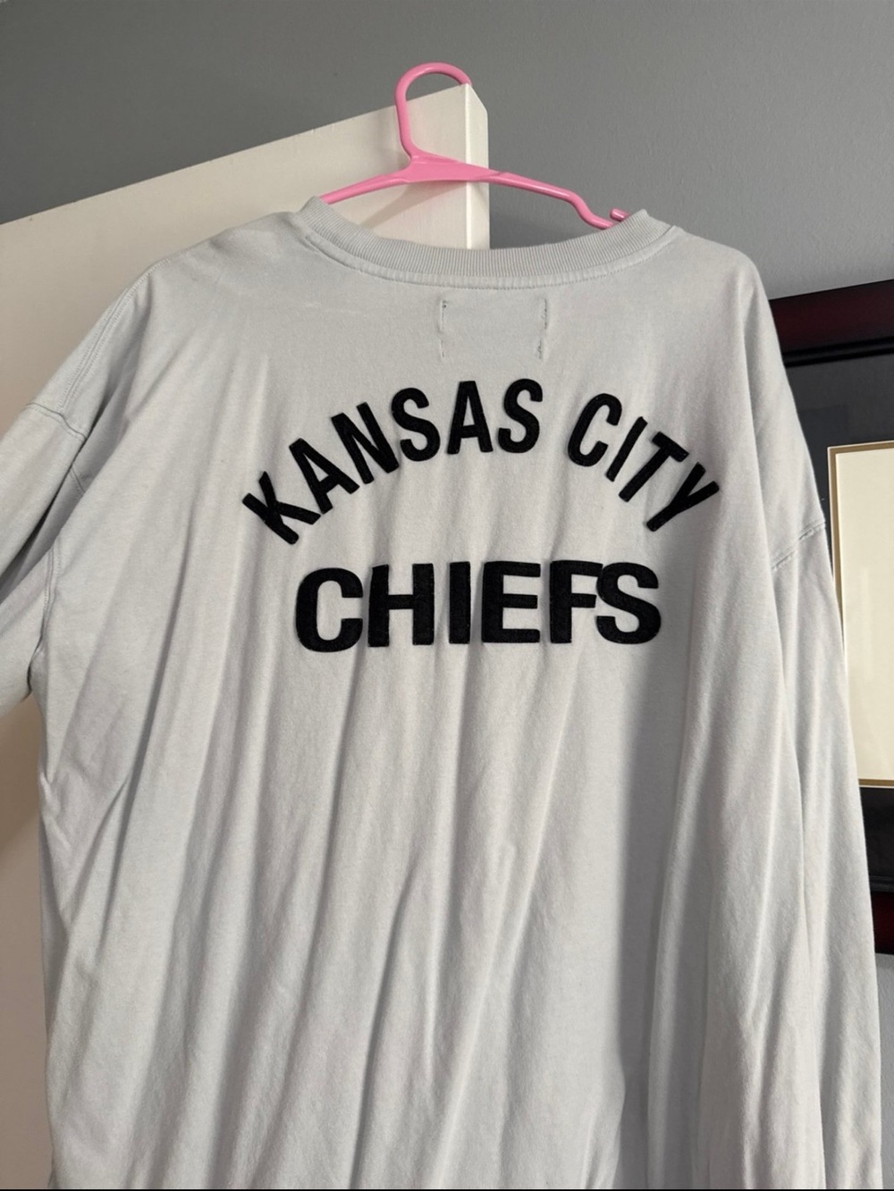Signature Light Gray Long Sleeve Kansas City Chiefs Tee with Black Lettering